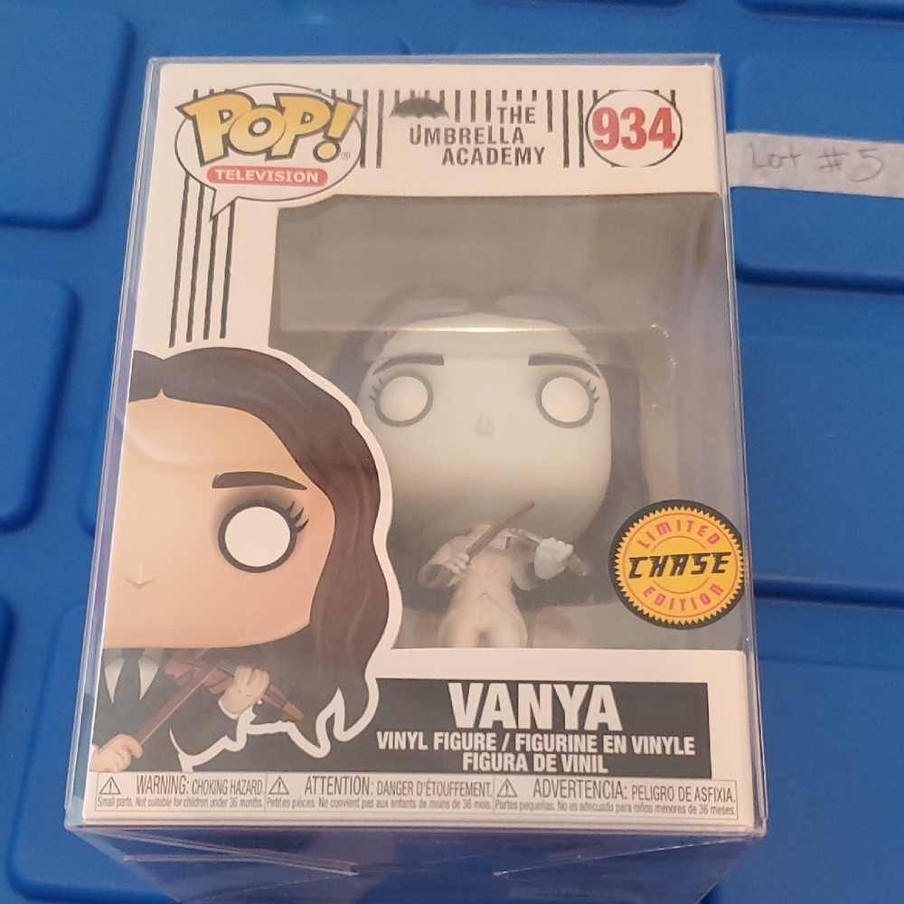 The Umbrella Academy Vanya #934 Funko Pop
